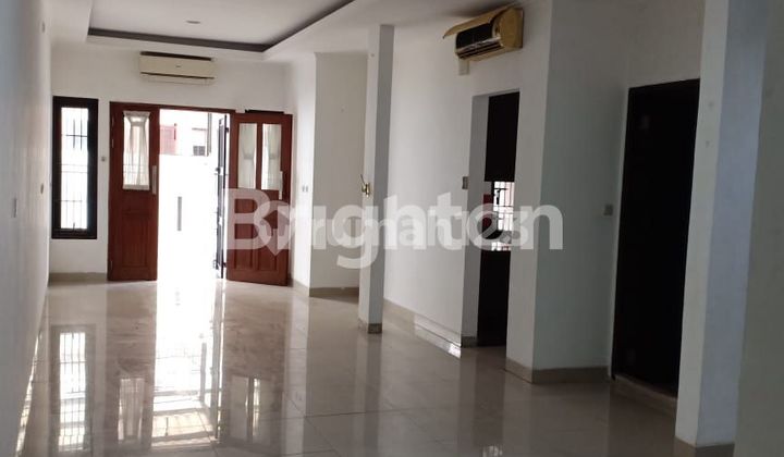 DIJUAL RUMAH GREENVILLE 2