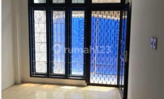 Affordable Fun House In Palmerah 2