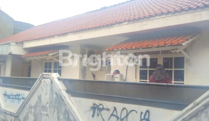 RUMAH TUA KEDOYA JAKARTA BARAT