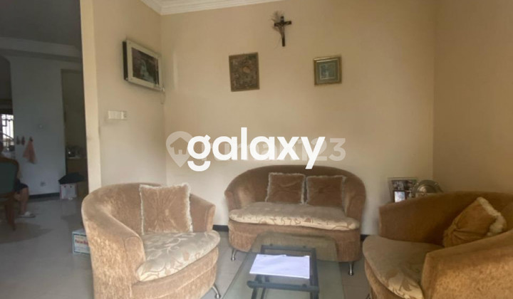 VBM 2-Story House For Quick Sale 2