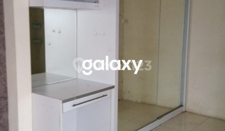 Price dropped again, Central Surabaya House below 1 Billion in Ngagel Tirto. 2