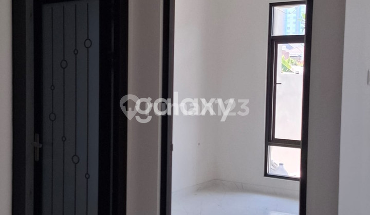 RUMAH BARU GRESS SIAP HUNI DI TENGGILIS SURABAYA TIMUR 2