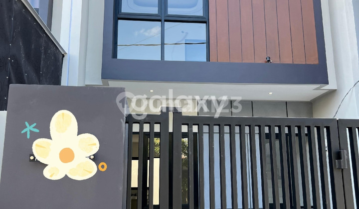 RUMAH GRESS 2 LANTAI  SELANGKAH RAYA MANUKAN SURABAYA BARAT