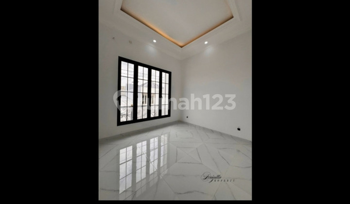 House for Sale in Babatan Beach, East Surabaya 2