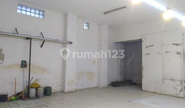 For Sale / Rent Shop on Main Road Astana Anyar 2