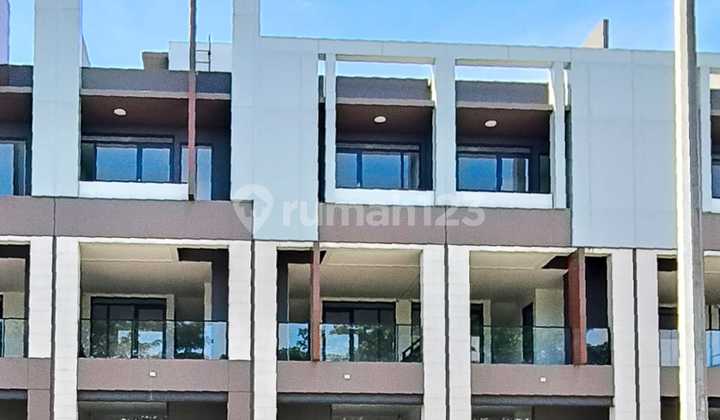 For Rent Daikanyama Rooftop Shop House BSD