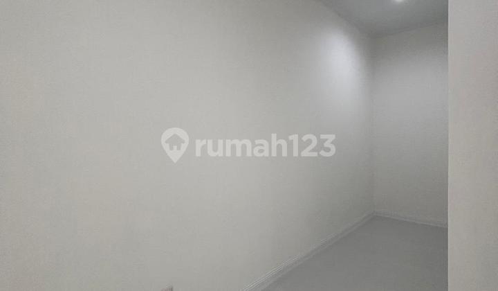 Di Jual Rumah Cakep Full Renov Icon Cosmo Bsd 7*16 2