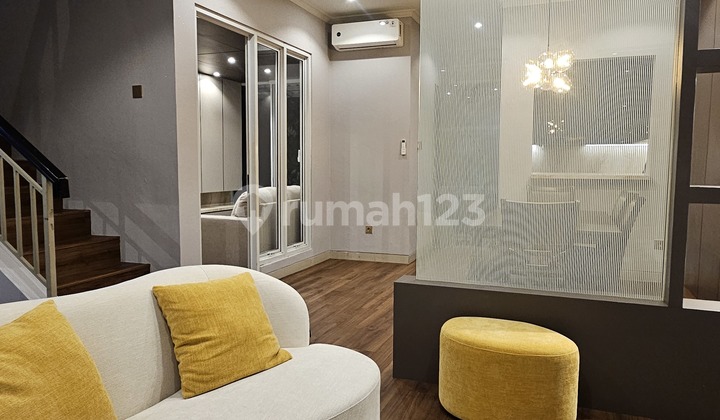 Di Jual Rumah Super Cakep Tinggal Bawa Koper Full Furnished Cluster Fiordini Gading Serpong 2