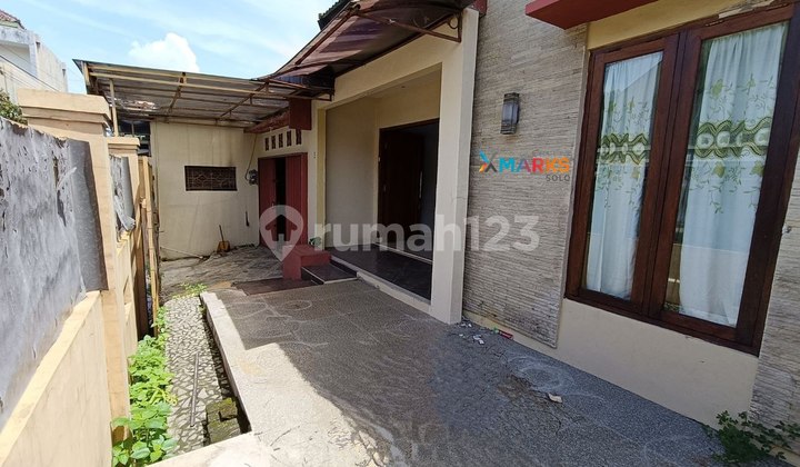 House for Sale in Solo Baru, Flood-Free, Near Business Center House for Sale in Solo Baru, Flood-Free, Near Business Center