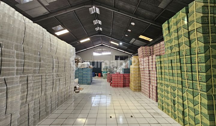 Dijual Gudang Tengah Kota Solo Jagalan Jebres Siap Pakai