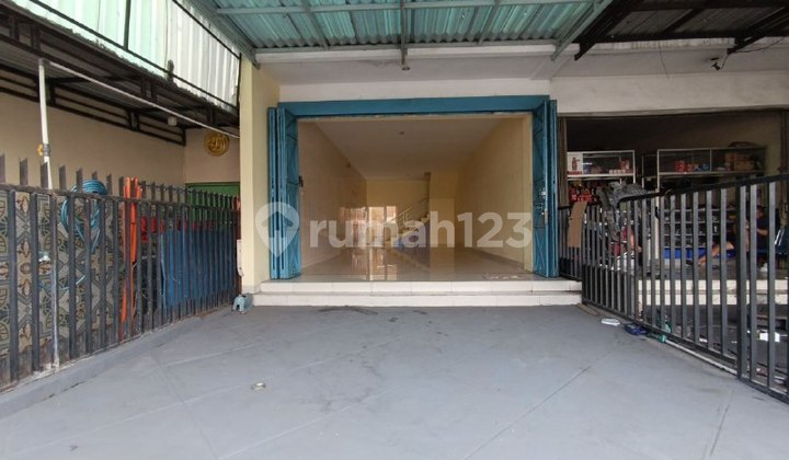 Ruko Cantik 3 Lantai Cocok Untuk Cafe Kantor Butik Di Kartasura
