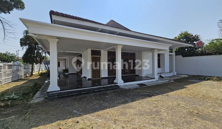 For Sale Row House in Solo City Hook Ready to Occupy For Sale Row House in Solo City Hook Ready to Occupy