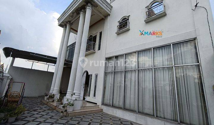 Dijual Rumah Mewah Hook 2 Lantai Di Parangjoro Solo Baru 1
