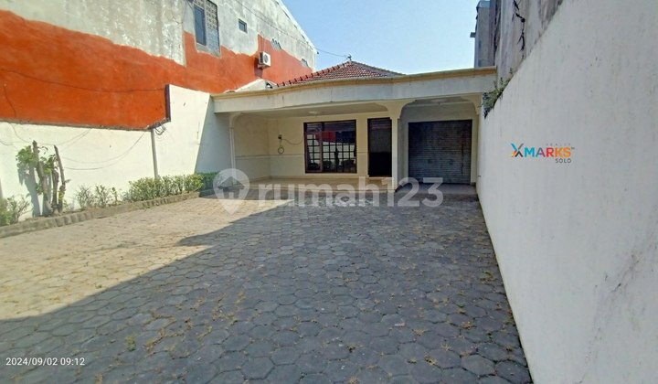 Sewa Jual Rumah Di Laweyan Solo Kota Dekat Mall Dan Sekolah 1
