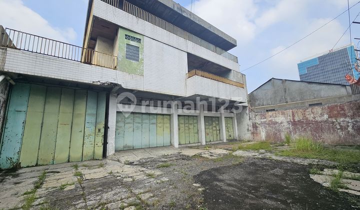 Business Space and Warehouse For Rent Ready to Use in Gilingan, Solo City