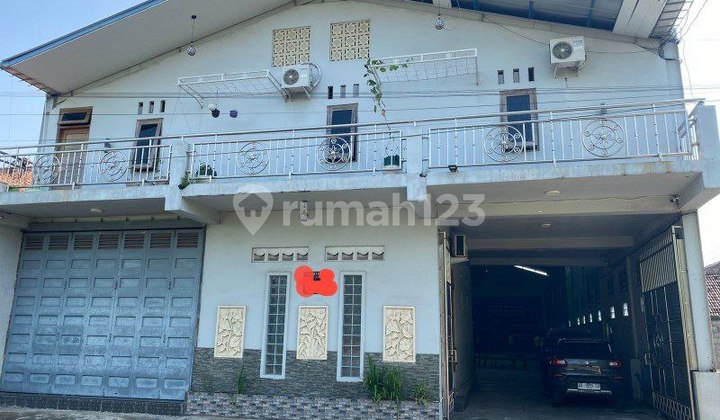 Rumah Include Usaha Lapangan Futsal Aktif Di Banyuanyar Solo Kota