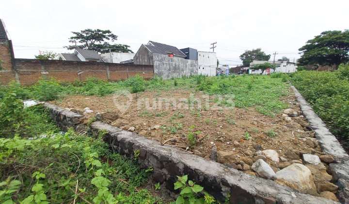 Land for Sale with Foundation Ready to Build in Bolon, Colomadu, Kartasura.