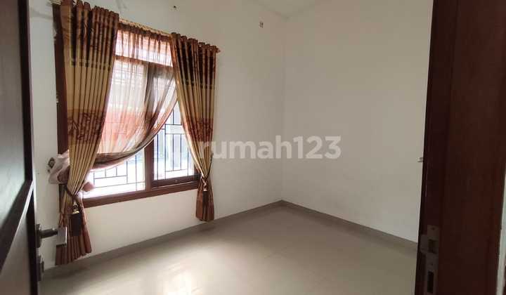 Rumah Cluster Bagus Murah Dijual di Kartasura Solo Barat 2