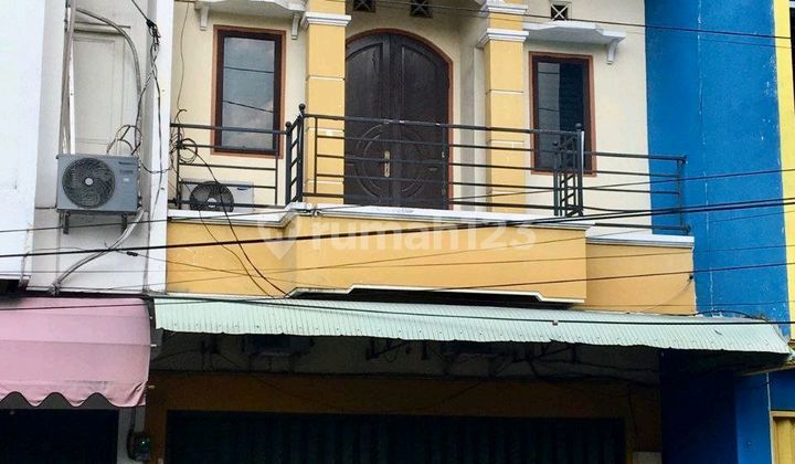 For Sale Strategic Shop House Near Dr. Oen Kandang Sapi Hospital Jebres 1