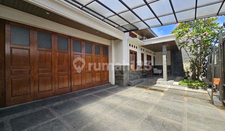 Jual Rumah Mewah Non Cluster Siap Huni Banjarsari Solo Kota