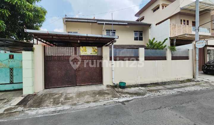 Dijual Rumah Manahan Terawat Siap Huni Sirkulasi Bagus 1