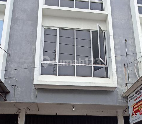 Ruko Sewa Banjarsari Solo Kota Area Kuliner Dekat Stasiun Balapan 1