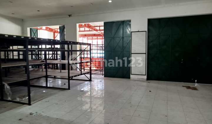 For Sale Commercial Store Space in Randusari Terrace Boyolali, Suitable for Showroom For Sale Commercial Store Space in Randusari Terrace Boyolali, Suitable for Showroom