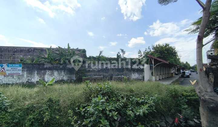 Strategic Land Plot for Sale Near Solo Square in Jajar Laweyan Strategic Land Plot for Sale Near Solo Square in Jajar Laweyan