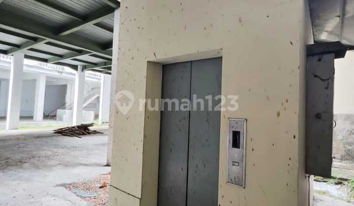 For Sale: Ex-Bank 3-Storey Building in Pasar Gede, Solo City, Available for Rent For Sale: Ex-Bank 3-Storey Building in Pasar Gede, Solo City, Available for Rent