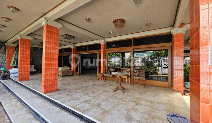 For Sale: Vintage Antique House in Purwosari Solo, Great for Guest House 2