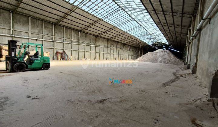 Jual Gudang Bagus 2500m2 Area Bisnis Sukoharjo 1