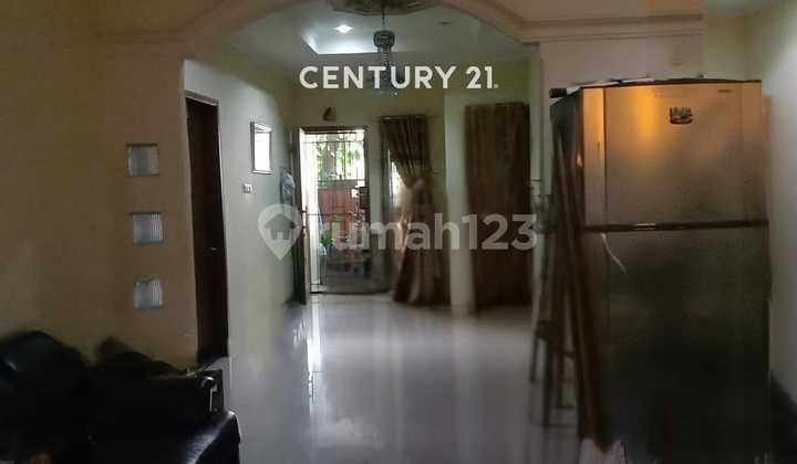 Rumah 2,5 Lantai Bagus Akses Strategis di Metland Menteng Cakung Jakarta Timur 2