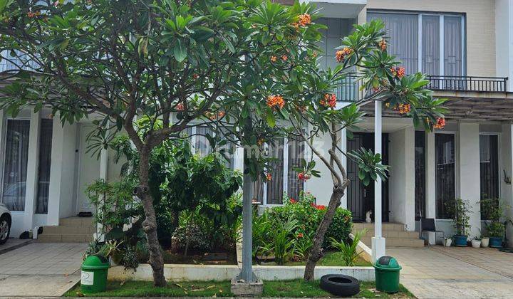 Rumah Cantik dan Luas di JGC Cakung, Jakarta Timur 1