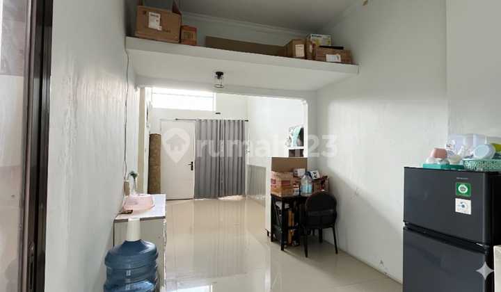 Rumah Minimalis Sudah Renovasi di Cluster Legian Village Bekasi 2