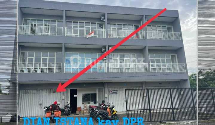 Dian Istana kav DPR Dian Istana kav DPR