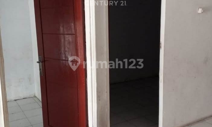 Quick Sale: Strategic House in Puri Harapan Bekasi at an Attractive Price 2