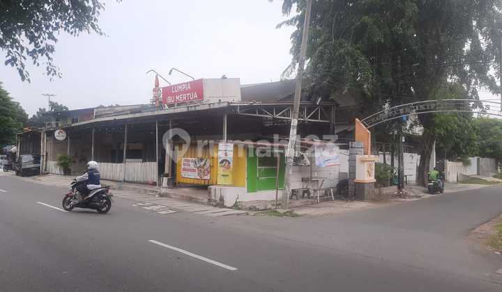 Dijual Ruko/Tempat Usaha dan Kontrakan 5 Kamar. Lokasi Strategis