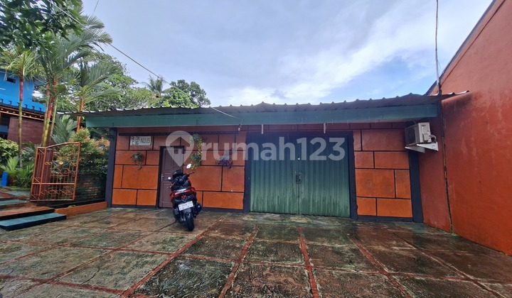 Di Jual Rumah Asri dengan Halaman Luas di Perumahan Bumi Mekar Wangi, Bogor 2