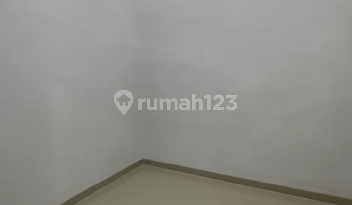 Rumah Minimalis High Ceiling  2