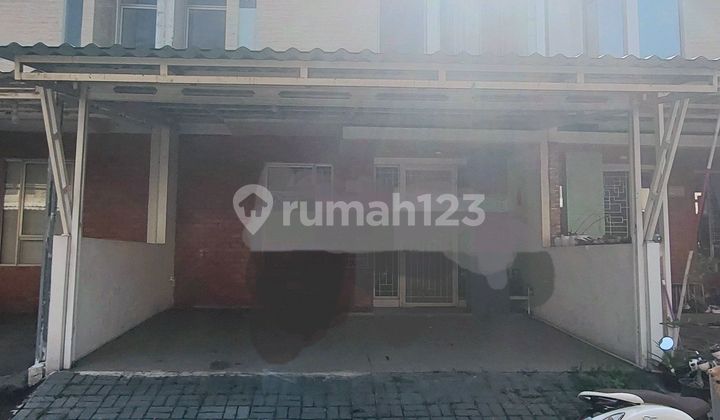Rumah 2 Lantai Jln Strategis Dekat Perbelanjaan