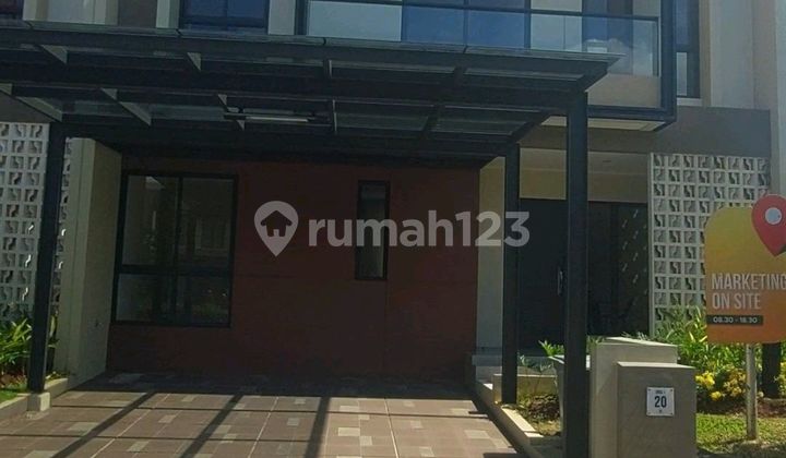 Rumah 3 Lantai Jl Dekan Perbelanjaan,sekolah
