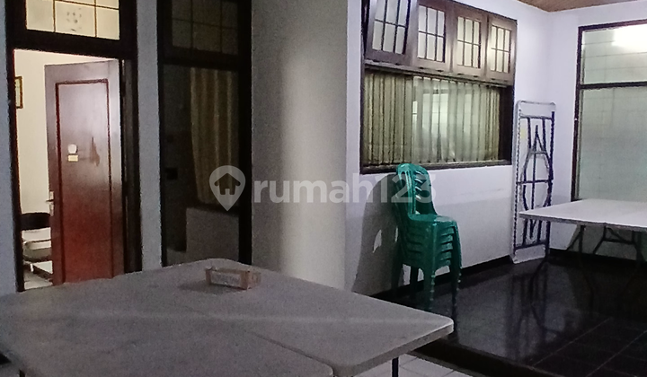 Dijual Rumah Di Sayap Riau, Area Strategis, Zona Komersial Dijual Rumah Di Sayap Riau, Area Strategis, Zona Komersial
