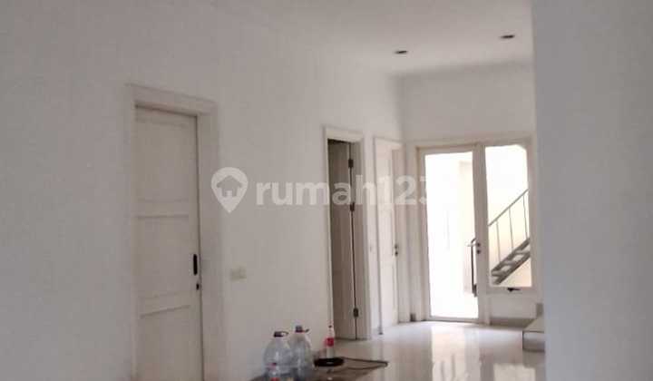 Disewakan Rumah Rapi dan Siap Huni di Phg Gading Serpong
