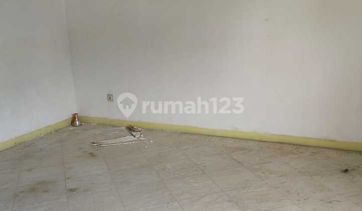 Dijual Murah Rumah 3 LT ( Apa Adanya dan Harus Renovasi ) Kelapa Gading 2