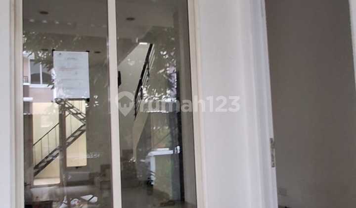 Disewakan Rumah Rapi dan Siap Huni di Phg Gading Serpong 2