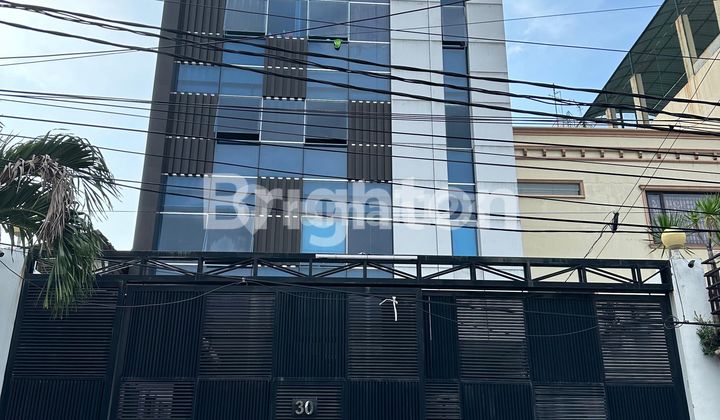 GEDUNG 6 LANTAI SIAP HUNI TAMAN SARI JAKARTA BARAT