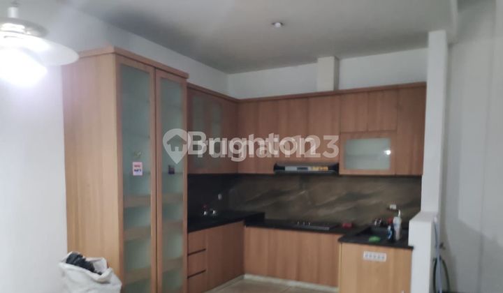 2.5-STORY MINIMALIST HOUSE IN PURI, WEST JAKARTA 2