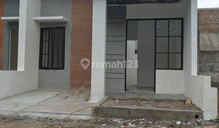 Dijual Rumah SHM minimalis di Krembung bisa KPR 1