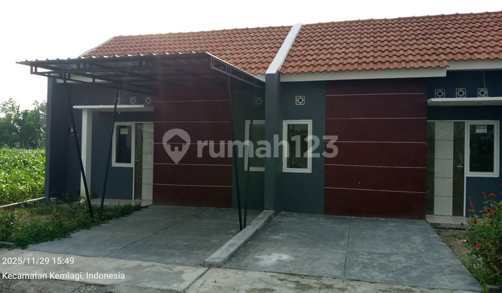 Rumah Dekat Pasar Kemlagi Bersubsidi Pemerintah, Pusat Kecamatan 2