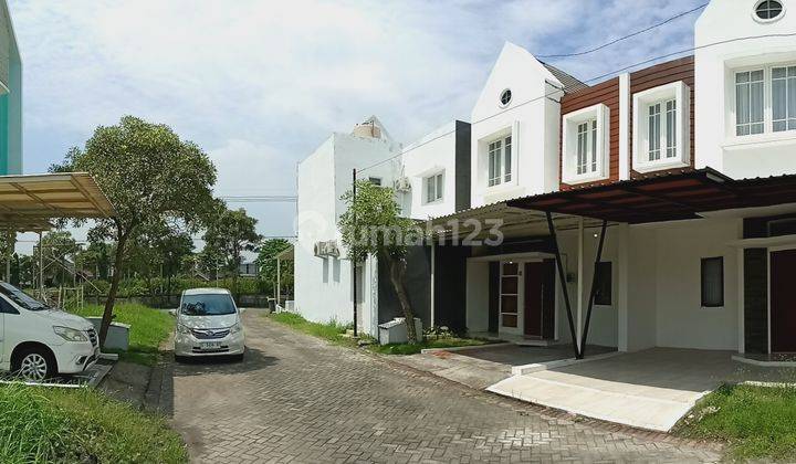Rumah Rumah Bagus Shm Di Mojosari 2 Lantai Type 80/72 Di Zian Istana 1